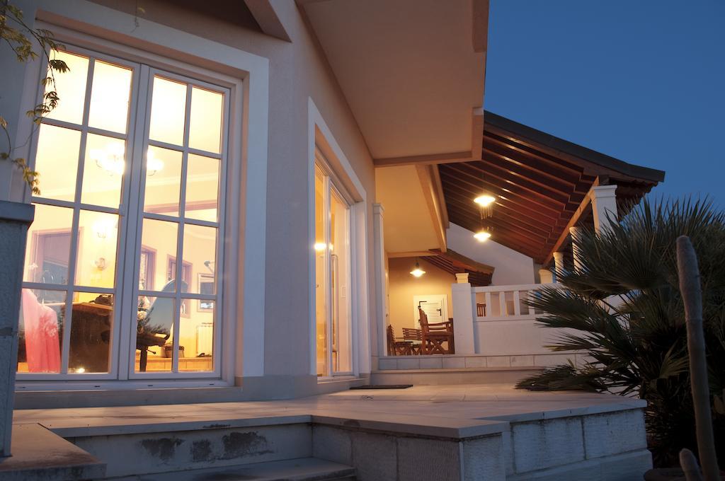 Apartments Villa Marnii Kožino Exteriér fotografie