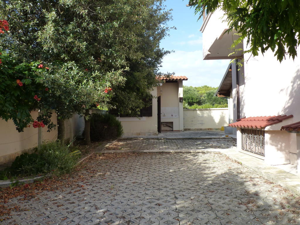 Apartments Villa Marnii Kožino Exteriér fotografie