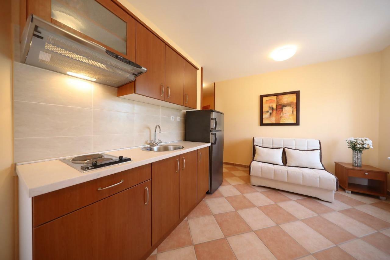 Apartments Villa Marnii Kožino Exteriér fotografie