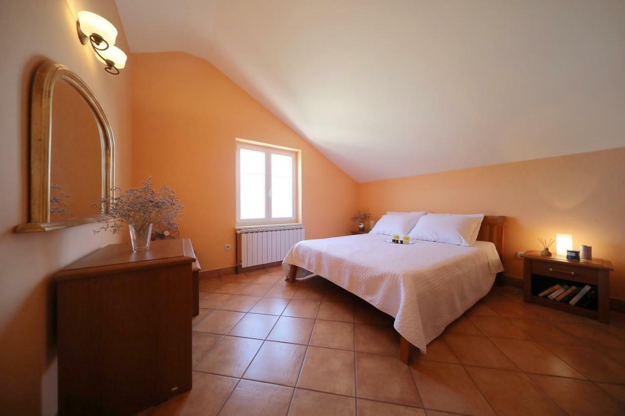 Apartments Villa Marnii Kožino Exteriér fotografie