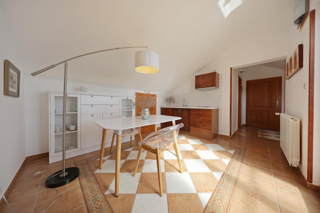 Apartments Villa Marnii Kožino Exteriér fotografie